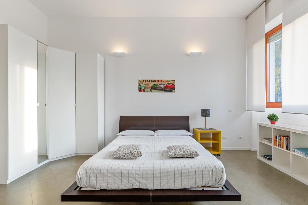 Il Salice - Affitti Brevi Italia Appartement Lecco Buitenkant foto