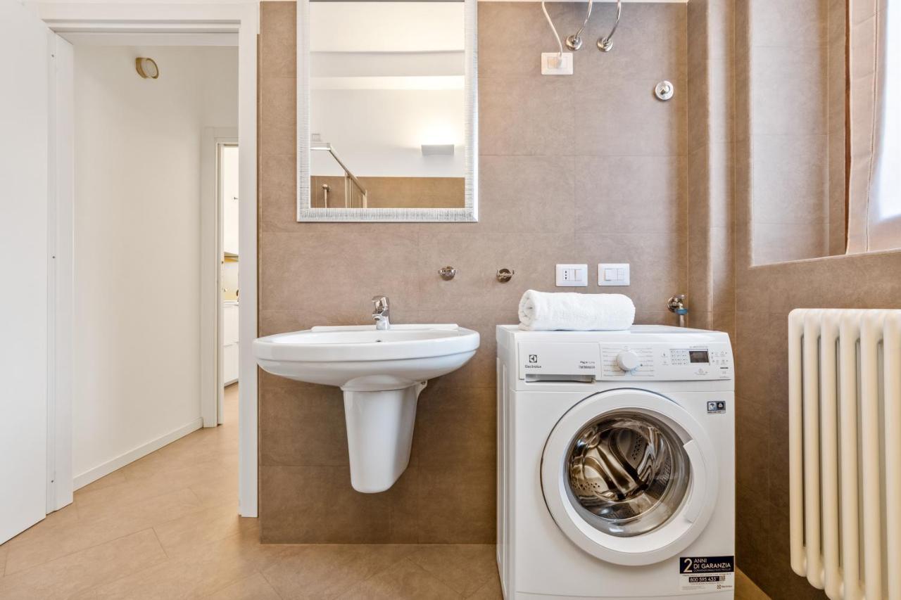 Il Salice - Affitti Brevi Italia Appartement Lecco Buitenkant foto